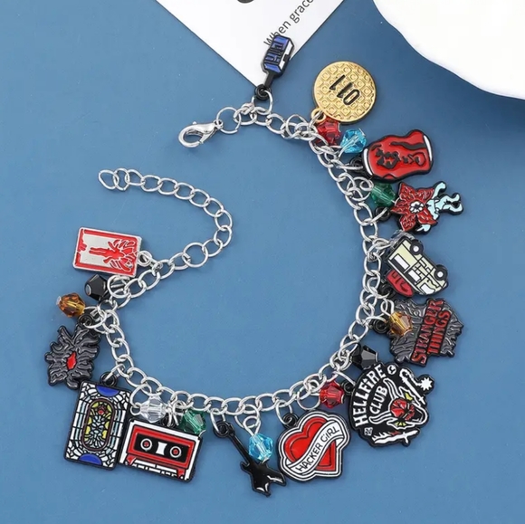 Stranger Things Charm Bracelet - Picture 3 of 4
